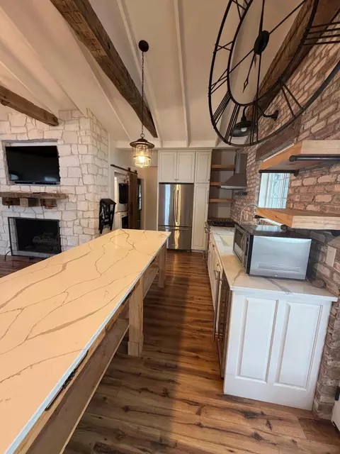 Kitchen - 27 Mckenzie Trl, Corbin, KY 40701 photo 2 of 4