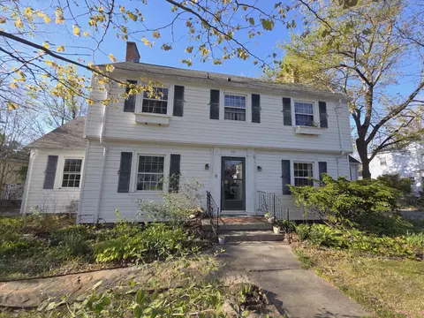305 Jackson St, Berea, KY 40403