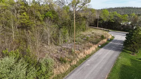 7 8 9 Walnut Dr, Bronston, KY 42518 photo 12