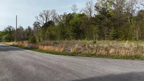7 8 9 Walnut Dr, Bronston, KY 42518 photo 9