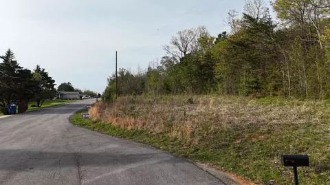 7 8 9 Walnut Dr, Bronston, KY 42518 photo 8