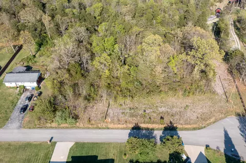 7 8 9 Walnut Dr, Bronston, KY 42518 photo 13