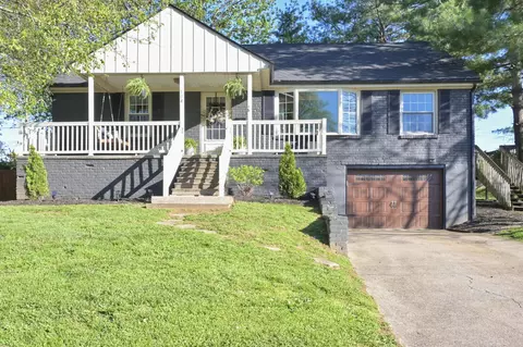 104 Cavern Dr, Frankfort, KY 40601