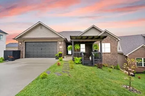 305 Pam Dr, Richmond, KY 40475