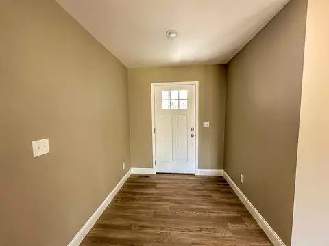 Entry Way - 174 Devils Neck Rd, Corbin, KY 40701 photo 2 of 3