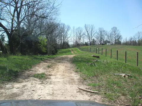 4000 W Bardstown Rd, Lawrenceburg, KY 40342