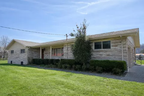 1010 N Main St, Barbourville, KY 40906