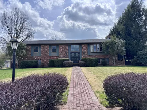 4027 Whitemark Ct, Lexington, KY 40516