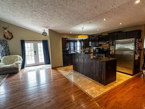 Kitchen - 569 E Ridge Rd, Richmond, KY 40475 photo 1 of 5