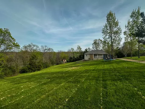 Exterior - 569 E Ridge Rd, Richmond, KY 40475 photo 2 of 15