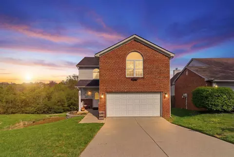 204 Village Dr, Frankfort, KY 40601