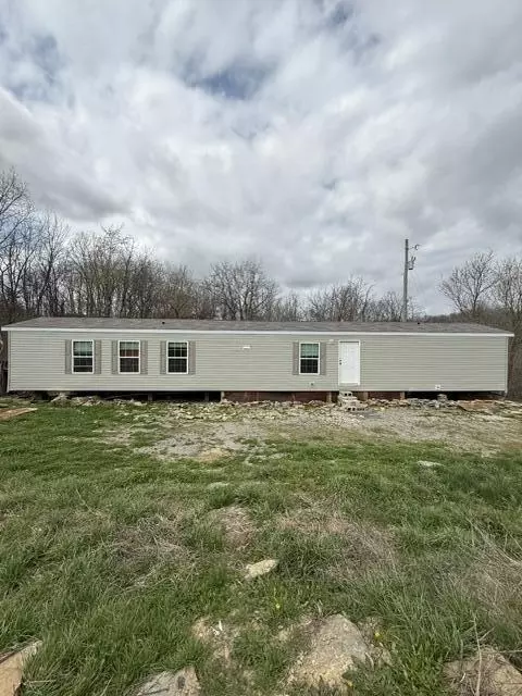 1223 Glass Pike, Stamping Ground, KY 40379