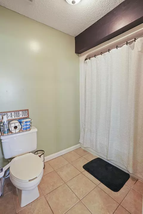 Bath - 151 Link Dr, Pine Knot, KY 42635 photo 5 of 6