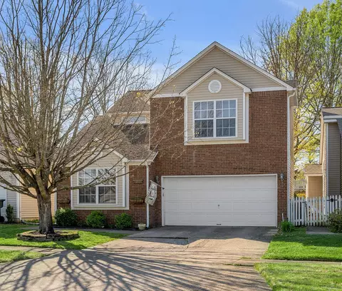 4272 Hampton Rdg, Lexington, KY 40514