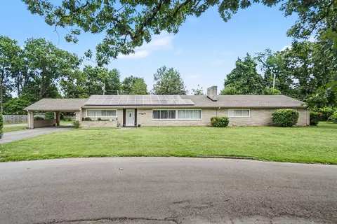 114 Meadowlark Dr, Berea, KY 40403