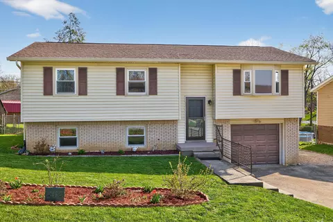 402 Harney Dr, Winchester, KY 40391