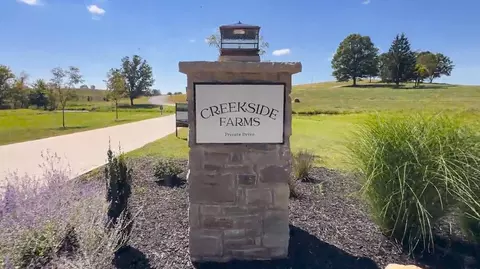 230 Creekside Farms Dr, Cynthiana, KY 41031