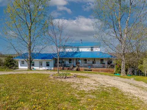 608 Saunders Ln, Hillsboro, KY 41049