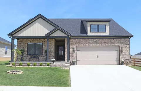 1104 Mission Dr, Richmond, KY 40475