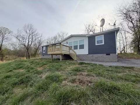 582 Richmond Hill Rd, Bedford, KY 40006