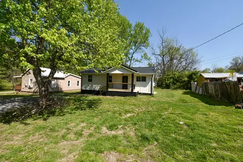 231 Sycamore St, Junction City, KY 40440