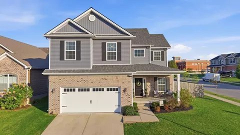 604 Lucille Dr, Lexington, KY 40511