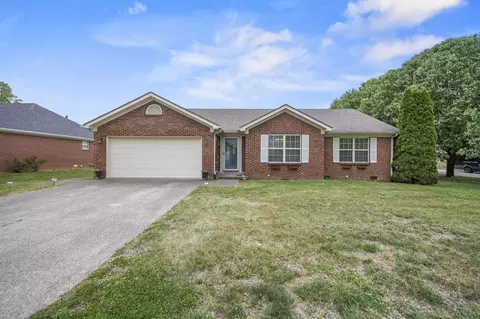 1033 Jd Cir, Berea, KY 40403