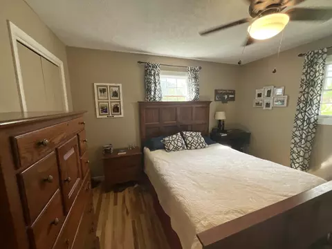 Bedroom - 110 Cherry Ln, Burnside, KY 42519 photo 6 of 14