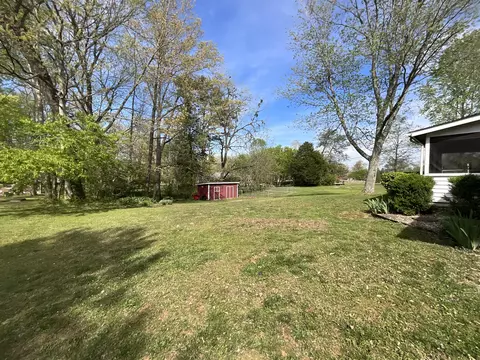 Exterior - 110 Cherry Ln, Burnside, KY 42519 photo 16 of 29