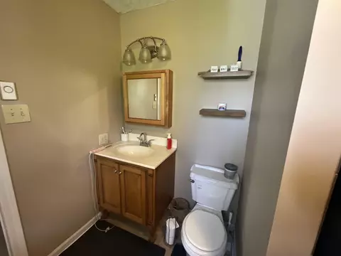 Bath - 110 Cherry Ln, Burnside, KY 42519 photo 5 of 5