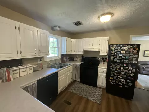 Kitchen - 110 Cherry Ln, Burnside, KY 42519 photo 1 of 5