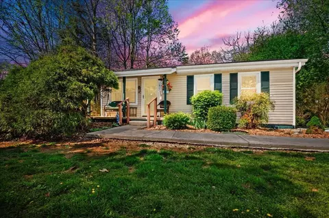 103 E Pittsburg Church Rd, London, KY 40741