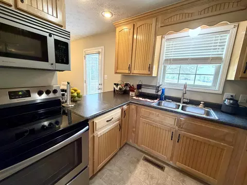 408 Sage Grass Dr, Berea, KY 40403 photo 10