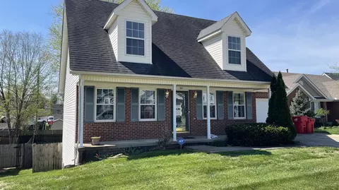1108 Meadow Glen Dr, Frankfort, KY 40601