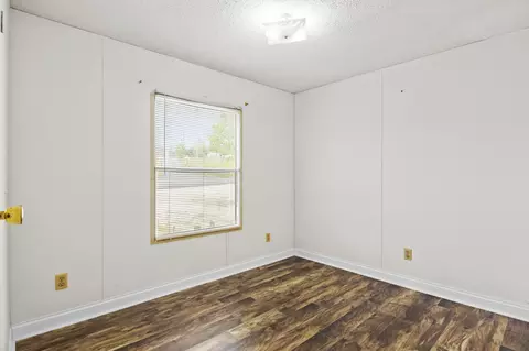 Bedroom - 80 Fox Run Rd, Morehead, KY 40351 photo 3 of 4