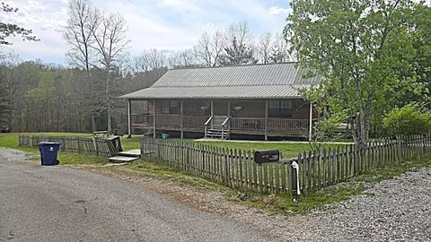 576 Laxton Rd, Strunk, KY 42649