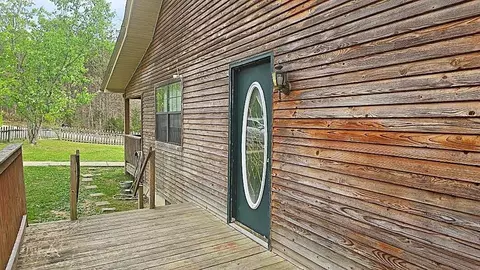 Exterior - 576 Laxton Rd, Strunk, KY 42649 photo 6 of 10