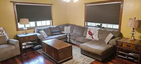 Living - 576 Laxton Rd, Strunk, KY 42649 photo 1 of 2