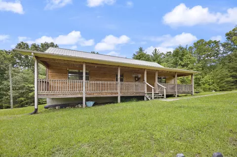 Exterior - 576 Laxton Rd, Strunk, KY 42649 photo 1 of 7