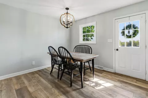 Dining - 103 Longview Ct, Lancaster, KY 40444 photo 1 of 3
