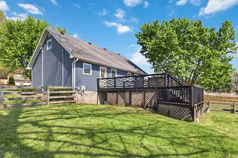 Exterior - 103 Longview Ct, Lancaster, KY 40444 photo 7 of 10