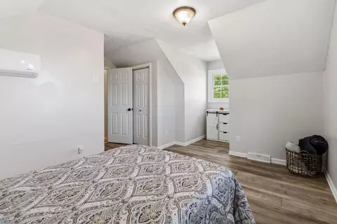 Bedroom - 103 Longview Ct, Lancaster, KY 40444 photo 9 of 11