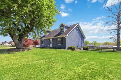 Exterior - 103 Longview Ct, Lancaster, KY 40444 photo 5 of 10