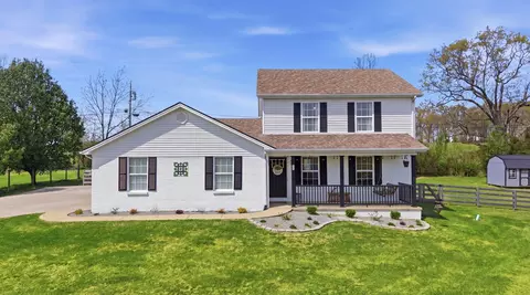 Exterior - 352 Springhurst Dr, Berea, KY 40403 photo 10 of 11