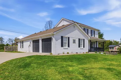 Exterior - 352 Springhurst Dr, Berea, KY 40403 photo 4 of 11