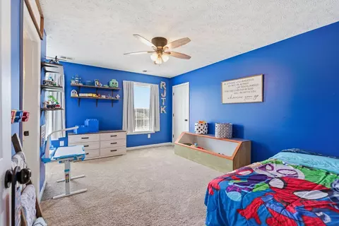 Bedroom - 352 Springhurst Dr, Berea, KY 40403 photo 3 of 5