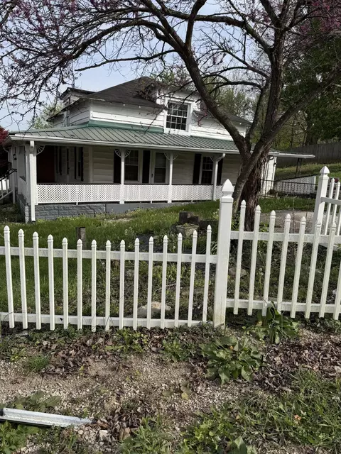 695 W Main St, Mount Vernon, KY 40456