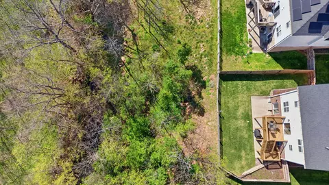 View/Area - 161 Waterside Dr, Georgetown, KY 40324 photo 2 of 3
