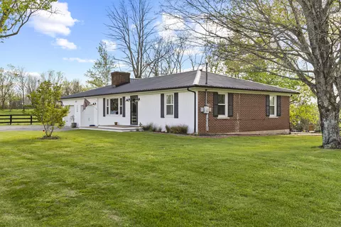 Exterior - 2358 Cincinnati Rd, Georgetown, KY 40324 photo 4 of 13