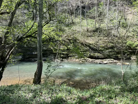 117 Bradley Ln, Beattyville, KY 41311